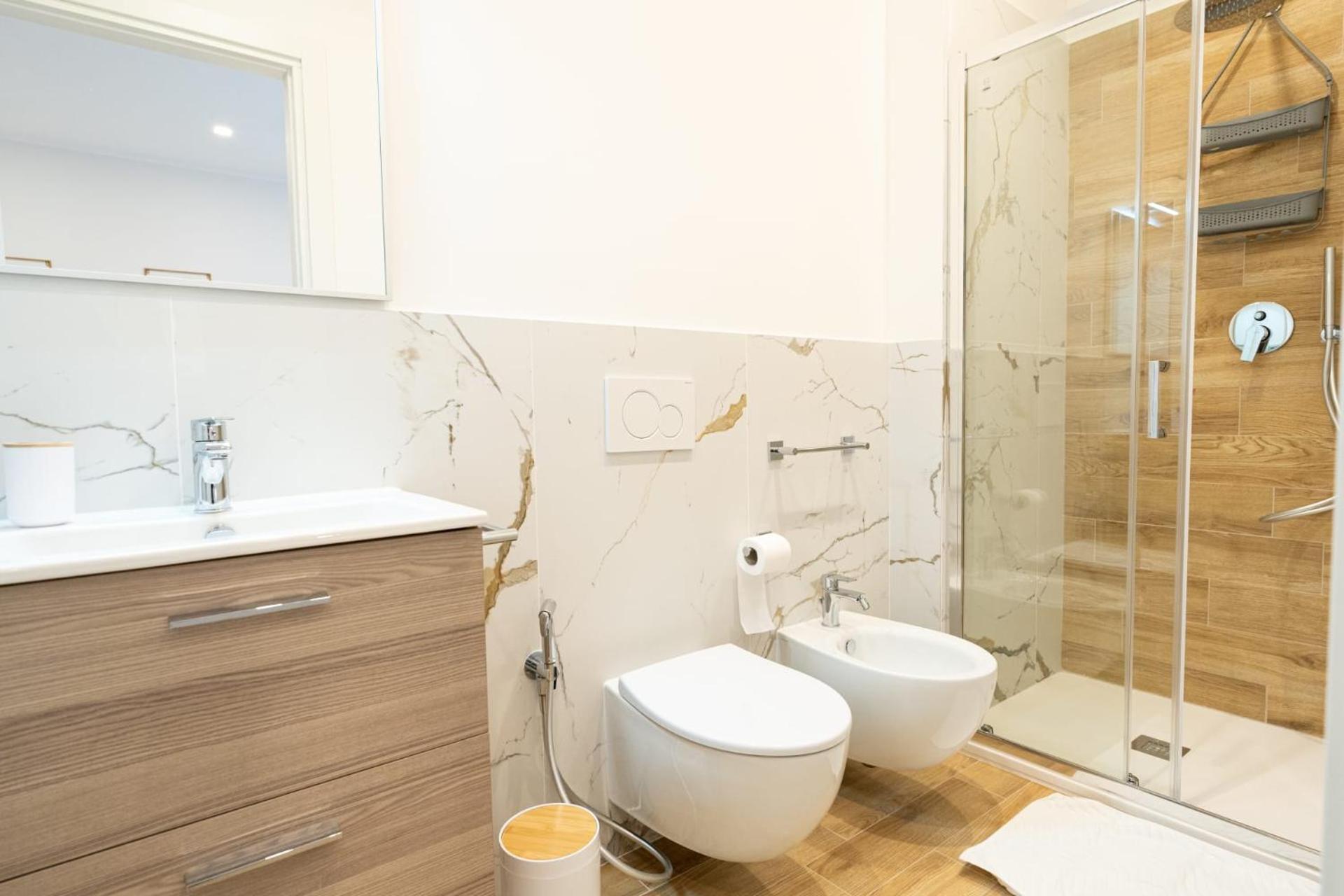 La Dolce Vita Rooms Rome Exterior photo